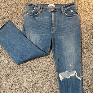 Abercrombie High Rise Straight Jeans